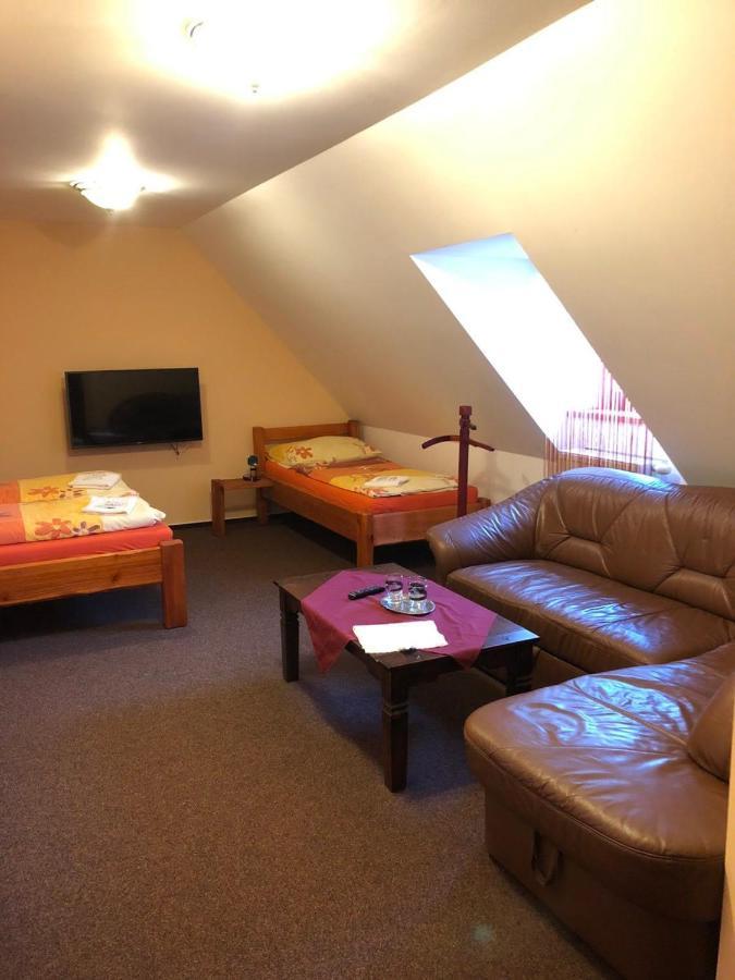 Penzion Kelt Hotel Zátor Kültér fotó