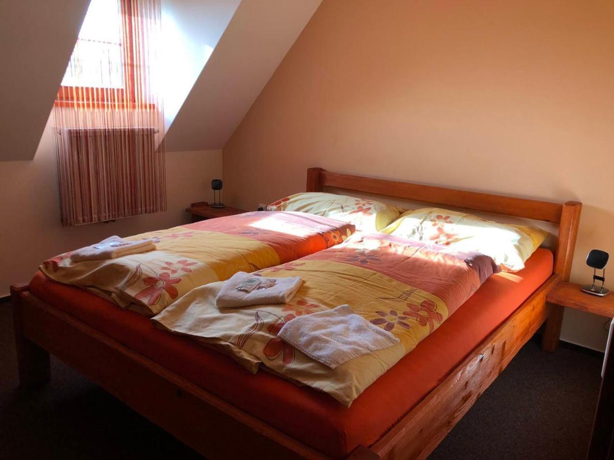 Penzion Kelt Hotel Zátor Kültér fotó