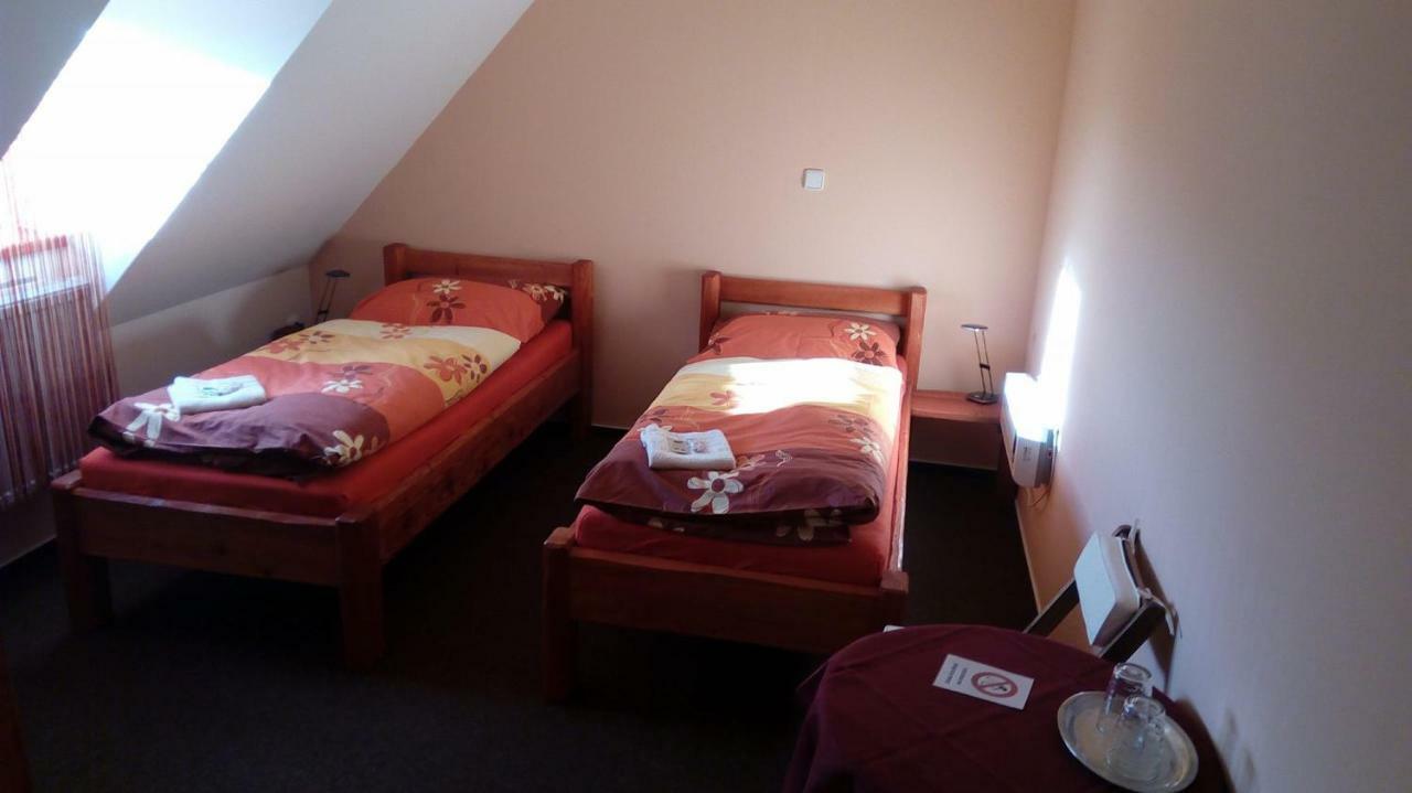 Penzion Kelt Hotel Zátor Kültér fotó