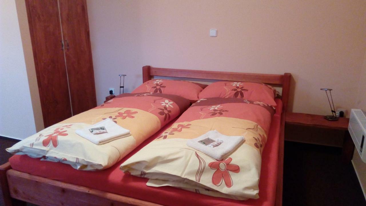 Penzion Kelt Hotel Zátor Kültér fotó